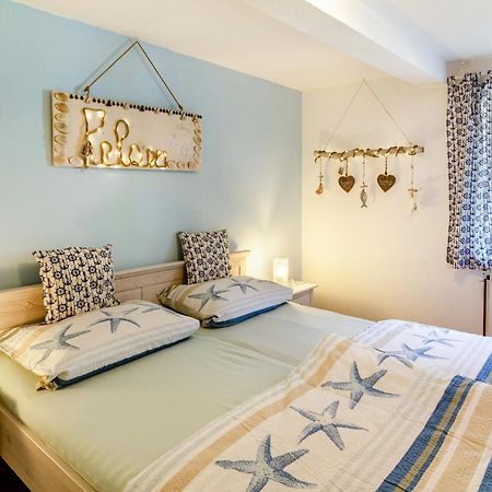 Ferienhaus Segelboot ครุมเฮิร์น ภายนอก รูปภาพ