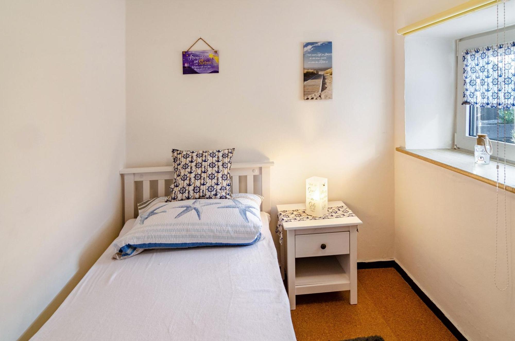 Ferienhaus Segelboot ครุมเฮิร์น ภายนอก รูปภาพ